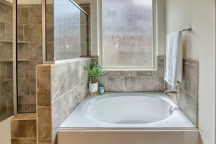 22418 Mary Rogers Trl, Richmond, TX 77469 - Photo 19