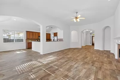 78 S Archwyck Circle, Houston, TX 77382 - Photo 15