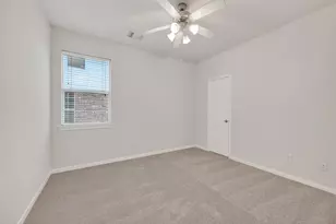 78 S Archwyck Cir, Houston, TX 77382 - Photo 33