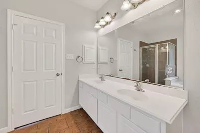 78 S Archwyck Circle, Houston, TX 77382 - Photo 41