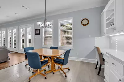 41 Wynden Oaks Drive, Houston, TX 77056 - Photo 23