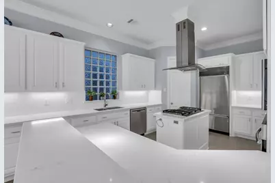 41 Wynden Oaks Drive, Houston, TX 77056 - Photo 21