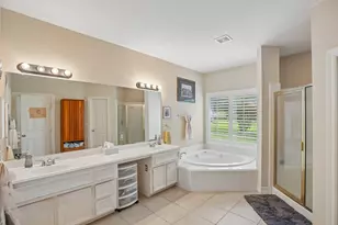 2908 Park Bend Dr, Friendswood, TX 77546 - Photo 21