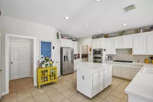 2908 Park Bend Dr, Friendswood, TX 77546 - Photo 9