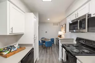 11715 S Glen Dr, Houston, TX 77099 - Photo 5