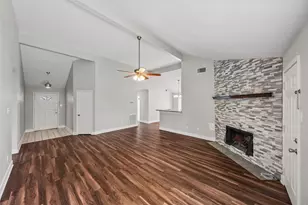 19430 Winding Branch Dr, Katy, TX 77449 - Photo 5
