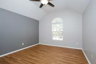 16207 Waiting Spring Cir, Houston, TX 77095 - Photo 37