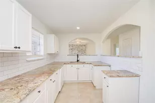 47 Blue Lake Dr, Huffman, TX 77336 - Photo 5