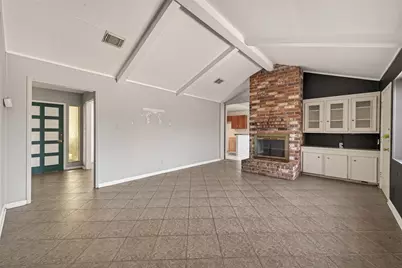 9326 Willow Meadow Drive, Houston, TX 77031 - Photo 7