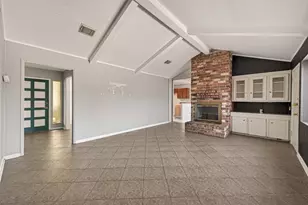 9326 Willow Meadow Dr, Houston, TX 77031 - Photo 7