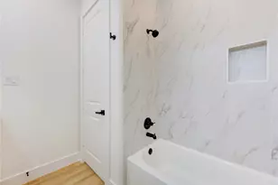 4029 Knoxville St, Houston, TX 77051 - Photo 23