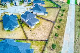 8106 Royal Palm Ct, Fulshear, TX 77441 - Photo 7