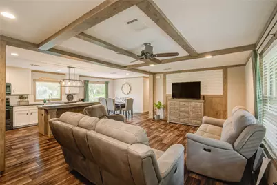 1142 Private Road 648, Bay City, TX 77414 - Photo 17