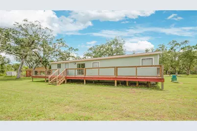 1142 Private Road 648, Bay City, TX 77414 - Photo 9