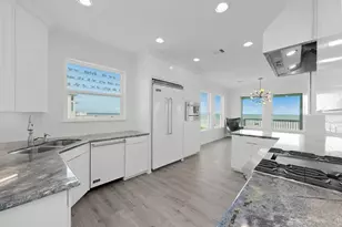 24451 San Luis Pass Rd, Galveston, TX 77554 - Photo 9