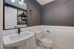 10926 Fire Creek Dr, Houston, TX 77043 - Photo 15