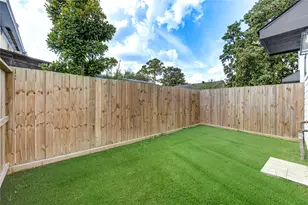 10926 Fire Creek Dr, Houston, TX 77043 - Photo 35