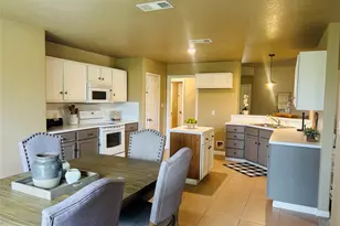 216 Sleepy Hollow Dr, Lake Jackson, TX 77566 - Photo 7