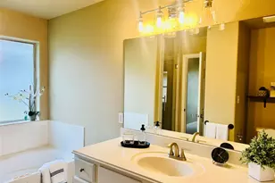 216 Sleepy Hollow Dr, Lake Jackson, TX 77566 - Photo 25