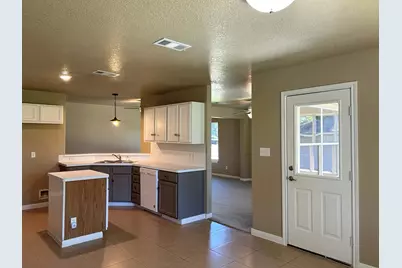 216 Sleepy Hollow Drive, Lake Jackson, TX 77566 - Photo 15