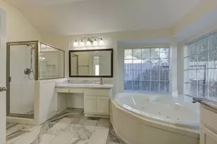 1315 Crescent Pkwy Ct, Houston, TX 77094 - Photo 17