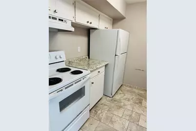 2121 Fountain View Drive #92E, Houston, TX 77057 - Photo 9