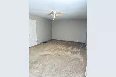 2121 Fountain View Drive #92E, Houston, TX 77057 - Photo 11