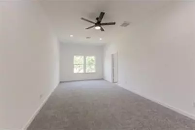 7330 Krueger Road #A and B, Houston, TX 77033 - Photo 17