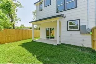 7330 Krueger Rd, Houston, TX 77033 - Photo 31