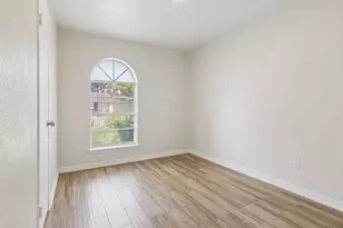 12514 Gotham Dr, Houston, TX 77089 - Photo 17