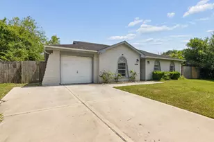 12514 Gotham Dr, Houston, TX 77089 - Photo 3