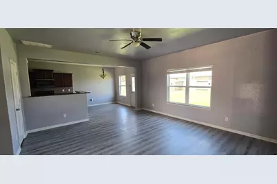 2318 Oyster Bay Avenue, La Marque, TX 77568 - Photo 3