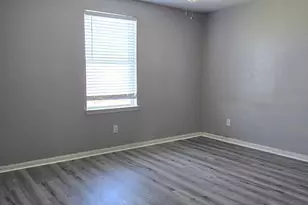 2318 Oyster Bay Ave, La Marque, TX 77568 - Photo 11