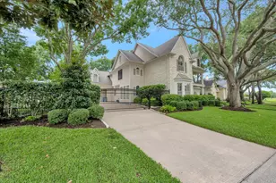 3707 Acorn Wood Way, Houston, TX 77059 - Photo 3