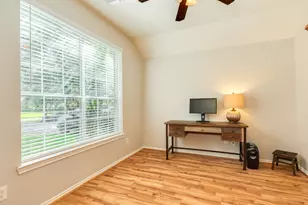 13808 Stark Bridge Ln, Rosharon, TX 77583 - Photo 7
