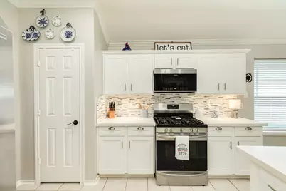 13808 Stark Bridge Lane, Rosharon, TX 77583 - Photo 13