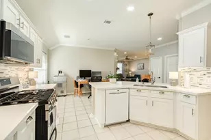 13808 Stark Bridge Ln, Rosharon, TX 77583 - Photo 11