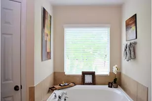9030 Necklace Tree Ln, Katy, TX 77494 - Photo 11