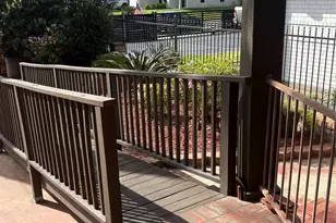 2013 Deats Rd, Dickinson, TX 77539 - Photo 29