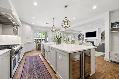 2740 Werlein Avenue, West University Place, TX 77005 - Photo 3