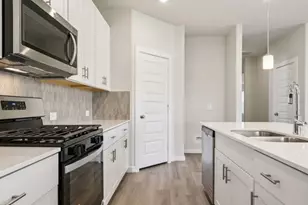 12038 Hail Hbr Dr, Baytown, TX 77523 - Photo 5