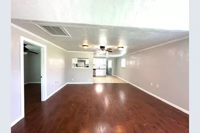 17884 Crystalwood Ct, New Caney, TX 77357 - Photo 5