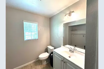 17884 Crystalwood Ct, New Caney, TX 77357 - Photo 9