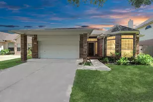 4615 Jaymar Dr, Sugar Land, TX 77479 - Photo 1