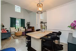 47 W Tallowberry Dr, The Woodlands, TX 77381 - Photo 9