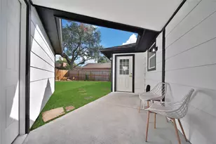 11530 Wickersham Ln, Houston, TX 77077 - Photo 41