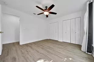 11530 Wickersham Ln, Houston, TX 77077 - Photo 37