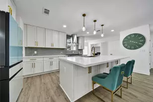 11530 Wickersham Ln, Houston, TX 77077 - Photo 19