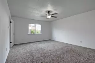 5510 Hickory Forest Dr, Houston, TX 77088 - Photo 9