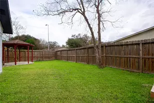 5510 Hickory Forest Dr, Houston, TX 77088 - Photo 19